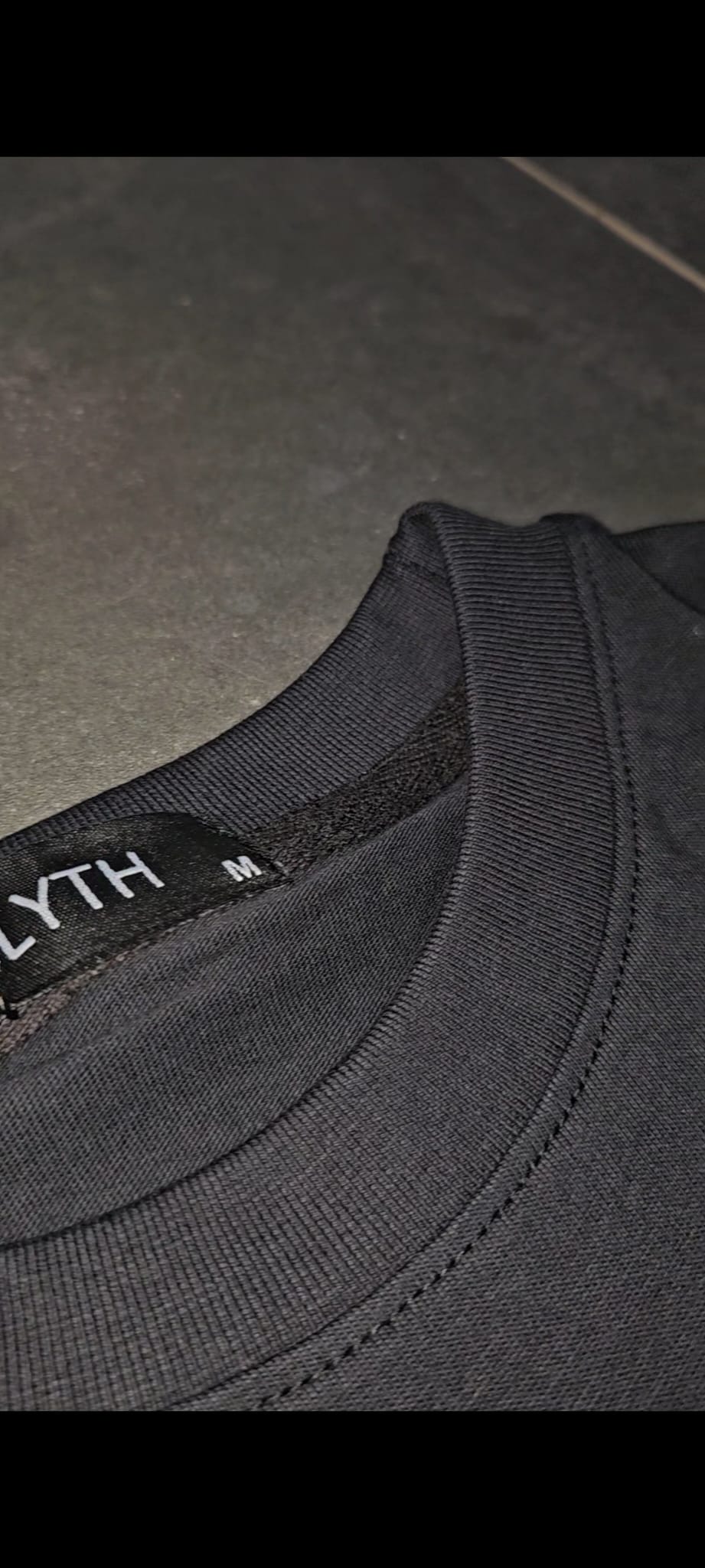 CAMISETA SLYTH NEGRO